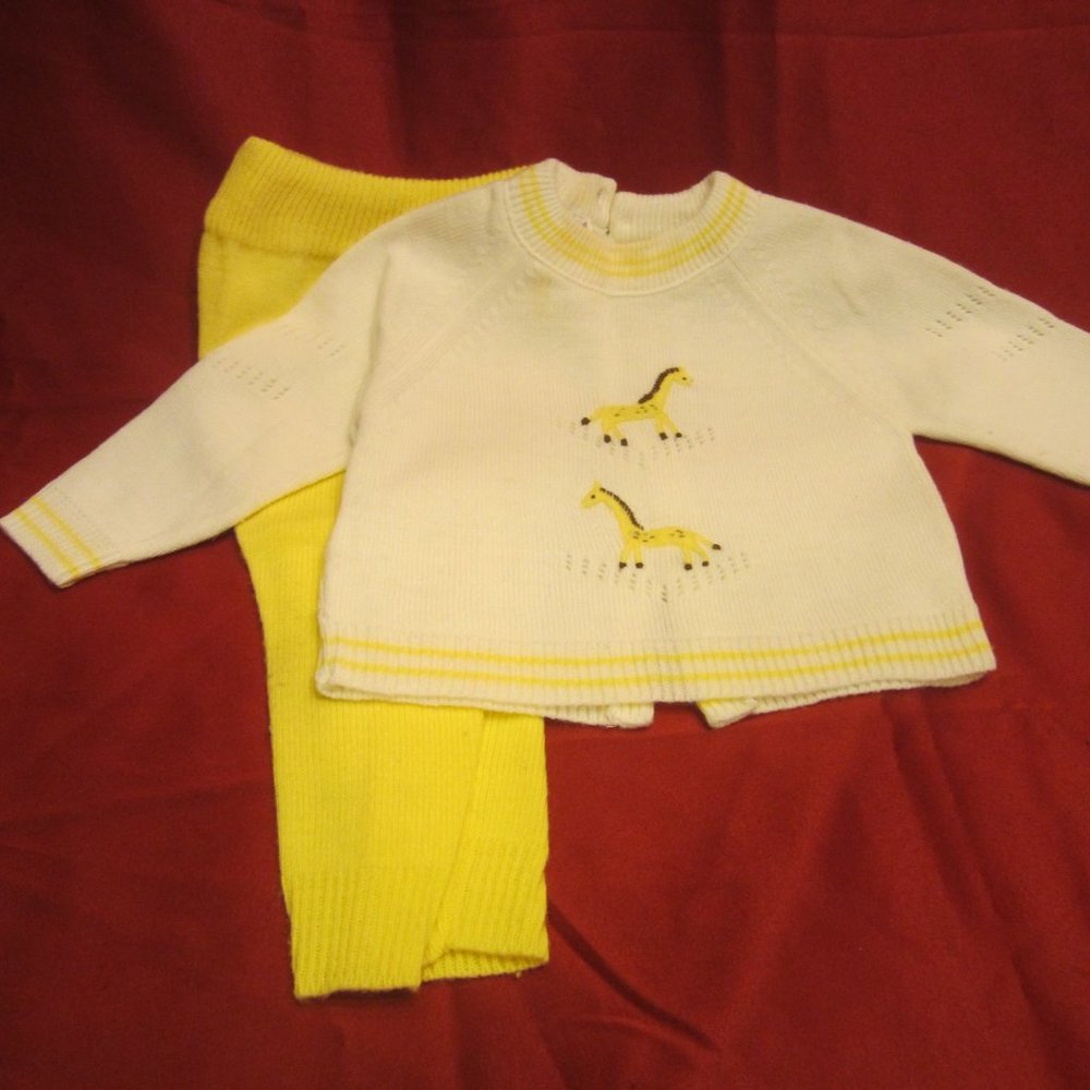 VTG A LITTLE ANGEL ORIGINAL KNIT SWEATER SET, 3MOS, HAND EMBROIDERED GIRAFFES